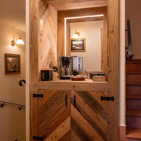 בית אירוח Arkady 2 *