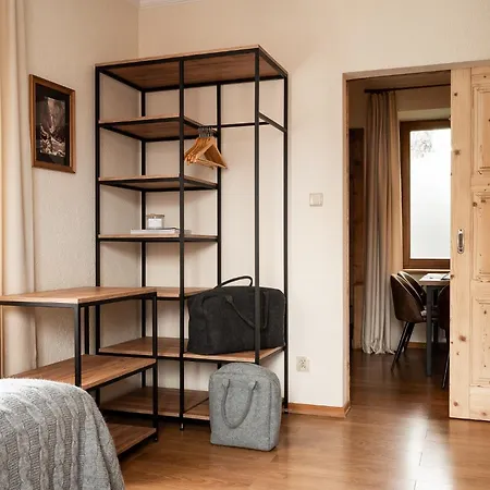 Arkady 2 בית אירוח *